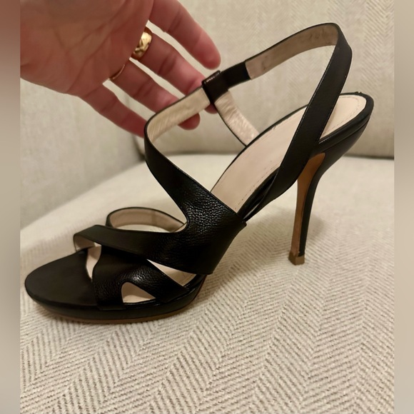 Jil Sander Elegant Black Strappy Sandals - Picture 3 of 10